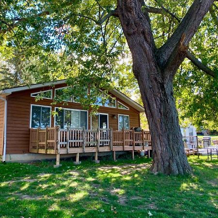 Merland Park Cottages&Motel Picton Exteriör bild