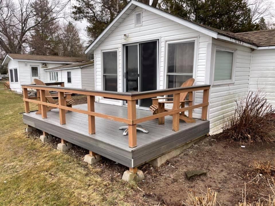 Merland Park Cottages&Motel Picton Exteriör bild