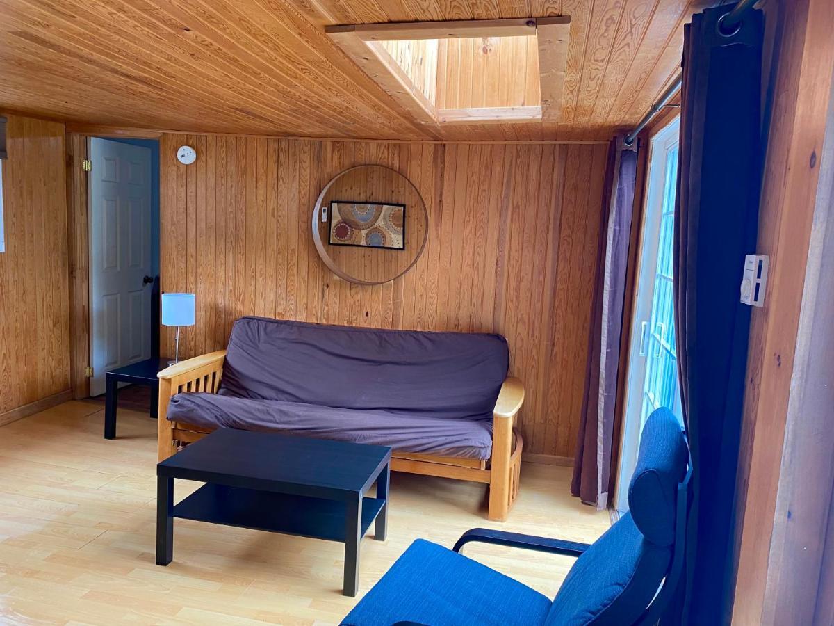 Merland Park Cottages&Motel Picton Exteriör bild
